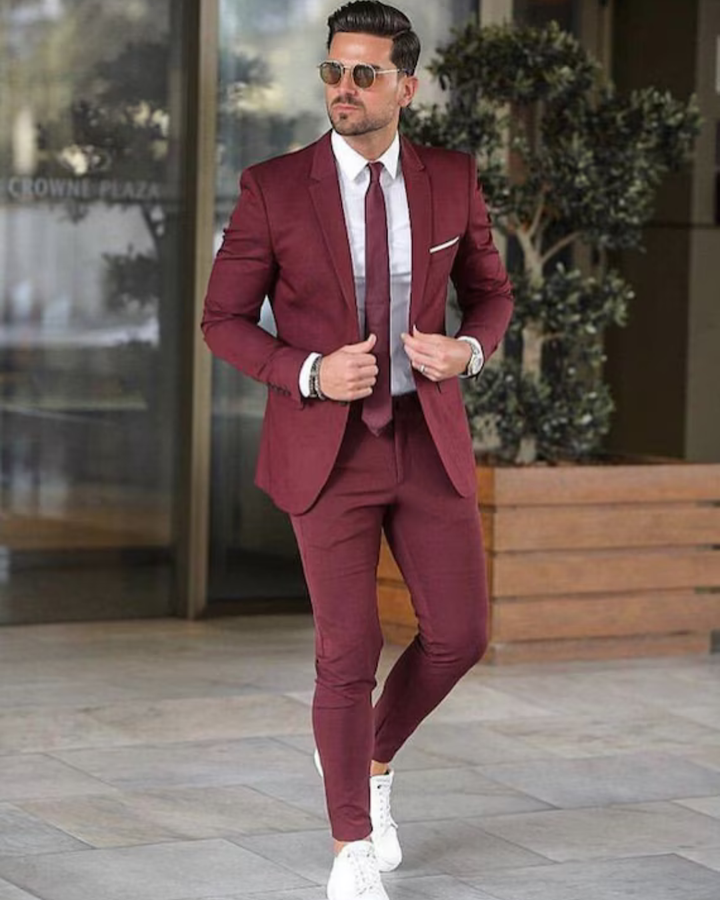 Men’s Two-Piece Suit with Blazer and Flat-Front Trousers
