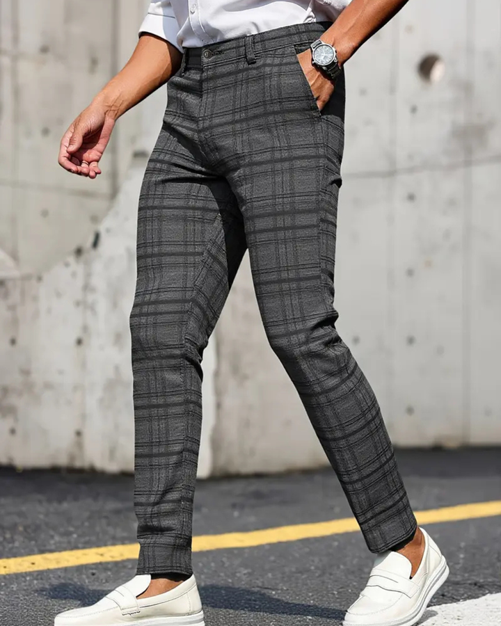 Men's Check Pattern Pants with Button Closure and Side Pockets