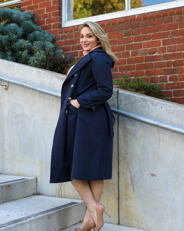 Women's Long Trench Coat with Wide Lapels and Double Breasted Closure