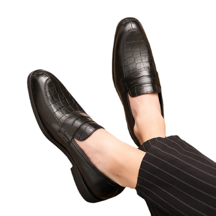 Women's Slip On Flat Shoes with Croc Embossed Pattern