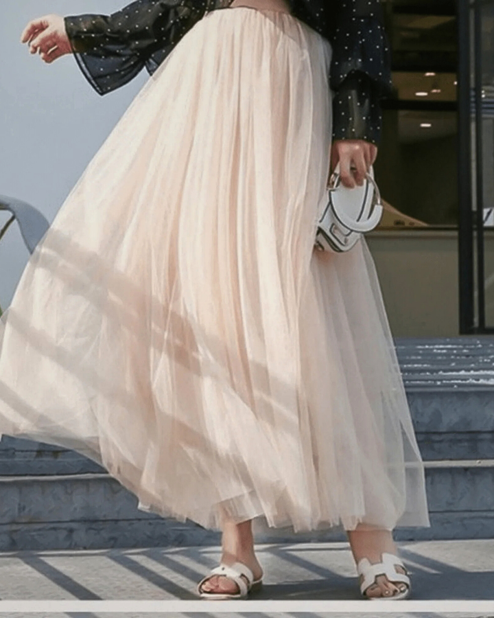 Women's Tulle Maxi Skirt with Elastic Waist and Layered Construction