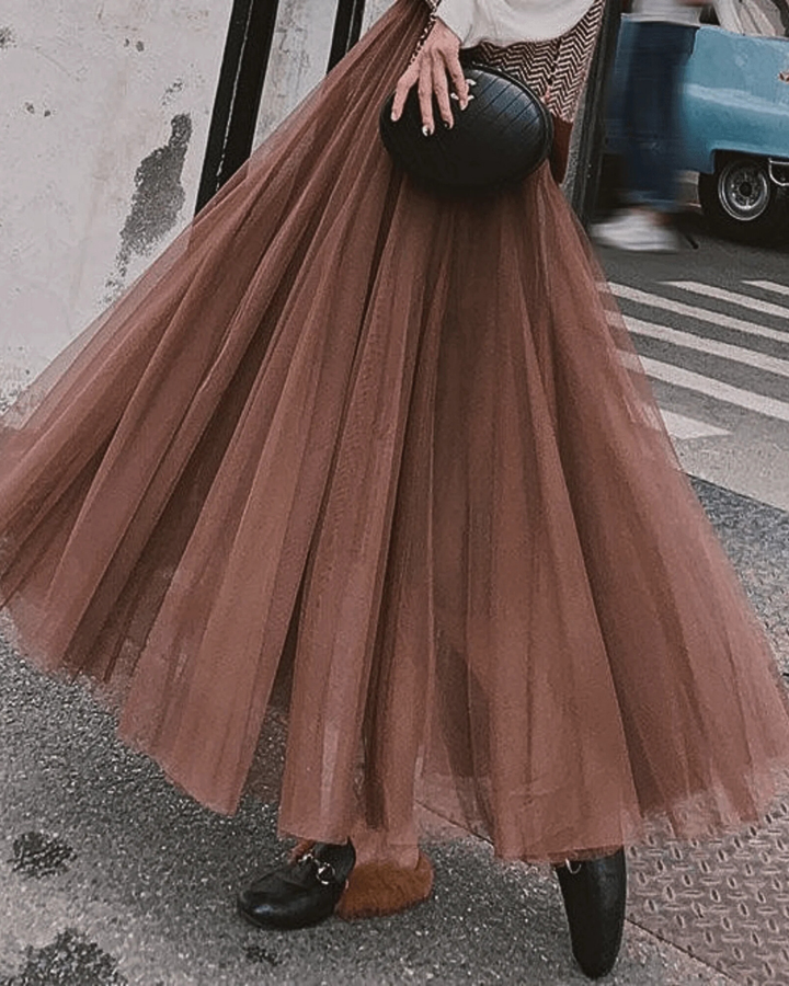 Women's Tulle Maxi Skirt with Elastic Waist and Layered Construction