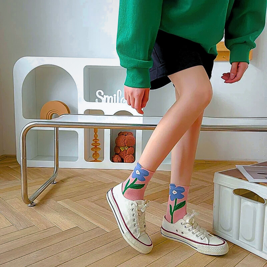 Women's Crew Socks Set with Floral Appliqué Design