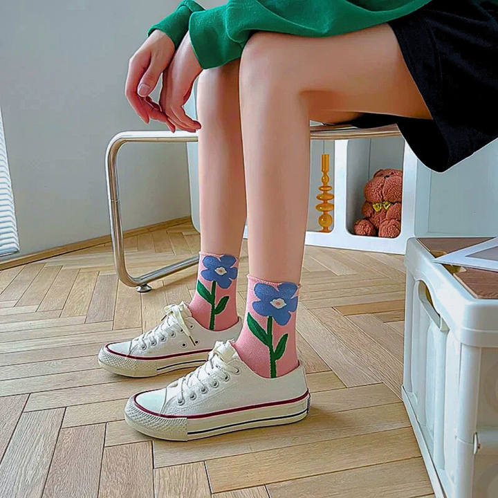 Women's Crew Socks Set with Floral Appliqué Design